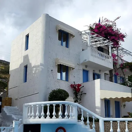 Apartment Quadruple Full View In Blue