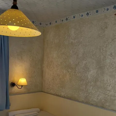 Апартаменти Quadruple Full View In Blue Mountain View *